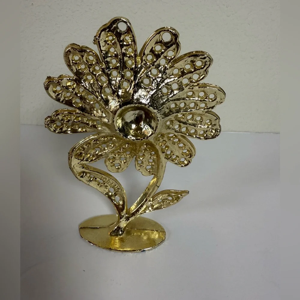 Vintage Flower Earring Holder--5 inches
